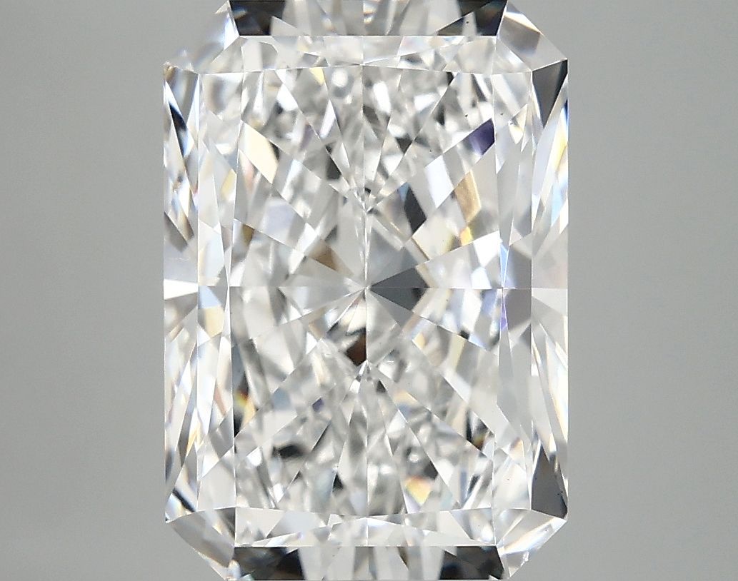 5.05 ct. radiant Lab Grown Diamond front image