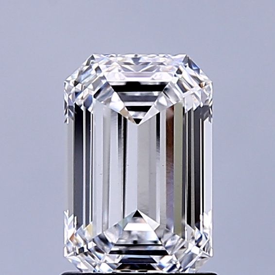 1.56 ct. emerald Lab Grown Diamond front image