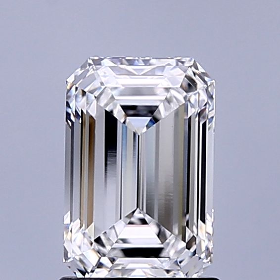 1.54 ct. emerald Lab Grown Diamond front image