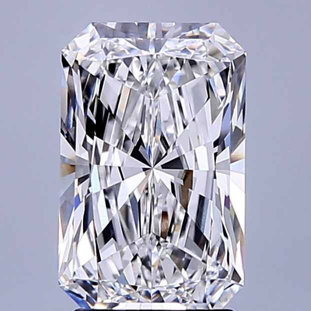 2.61 ct. radiant Lab Grown Diamond front image