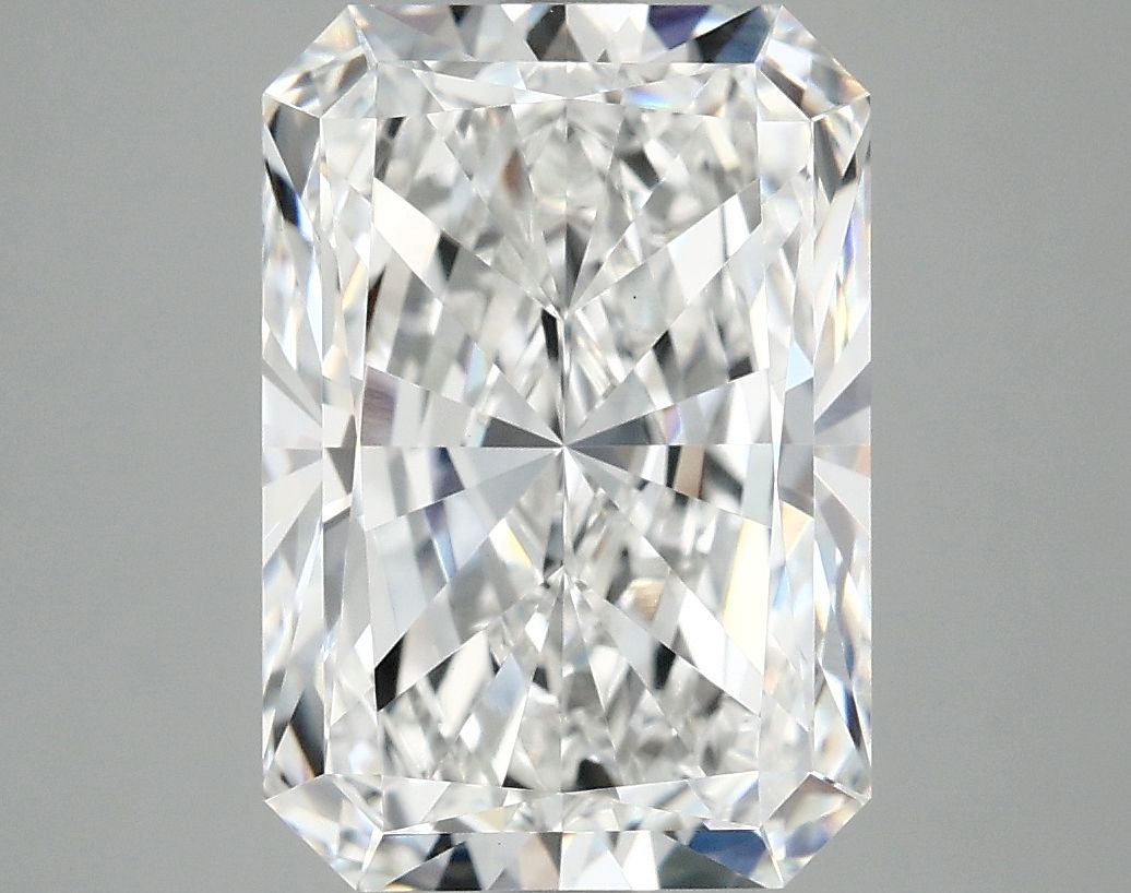 5.07 ct. radiant Lab Grown Diamond front image