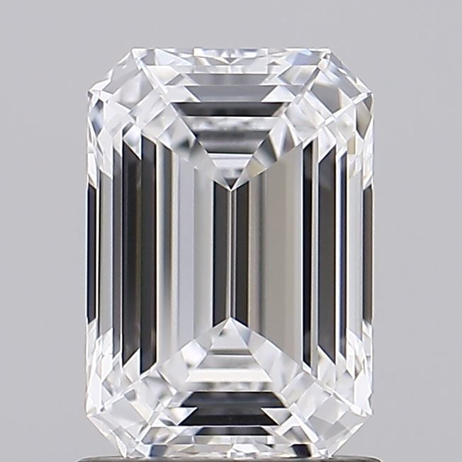 1.45 ct. emerald Lab Grown Diamond front image