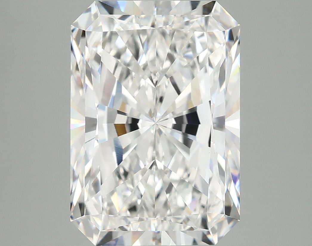 5.08 ct. radiant Lab Grown Diamond front image