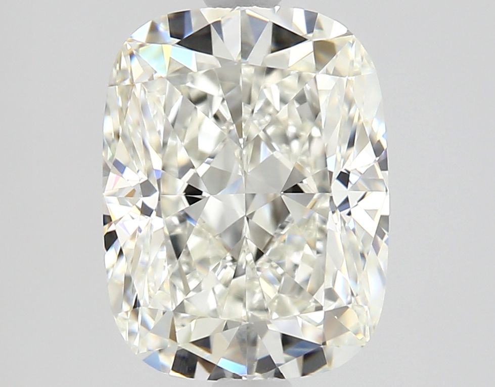 2.01 ct Cushion Brilliant diamond