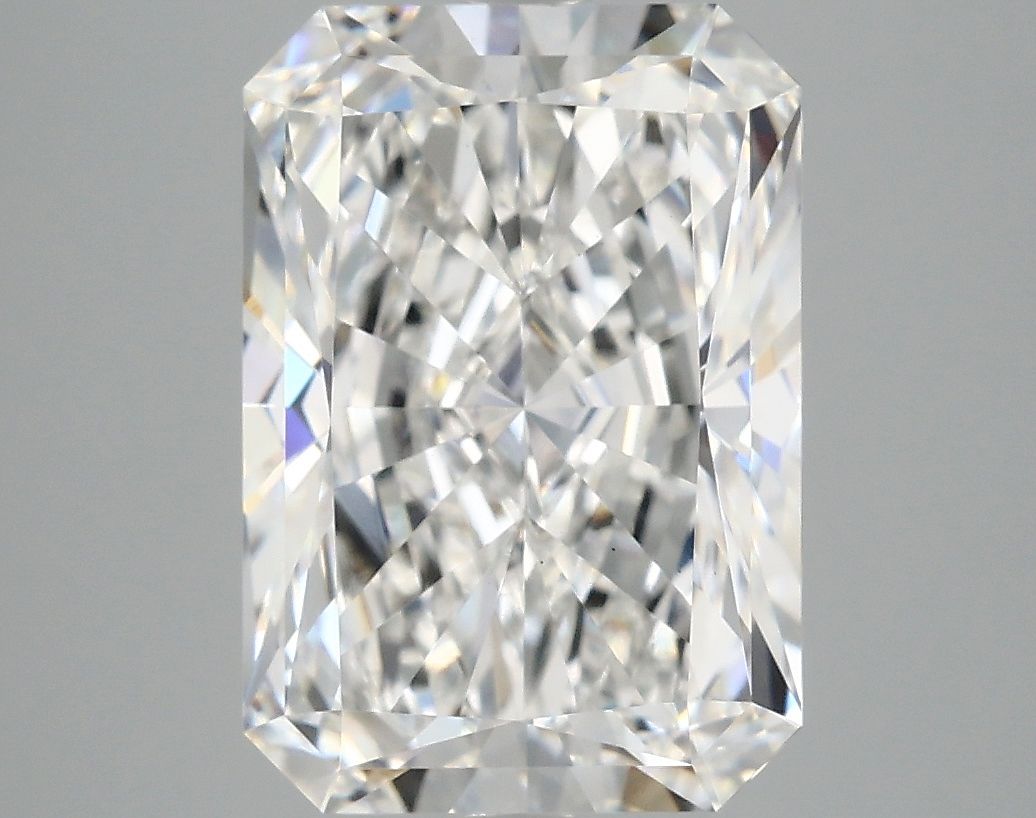 4.83 ct. radiant Lab Grown Diamond front image