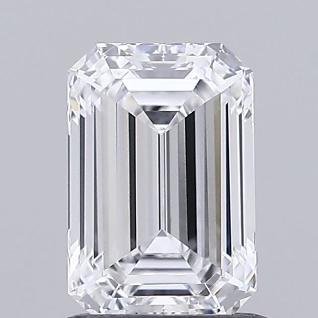 1.04 ct. emerald Lab Grown Diamond front image