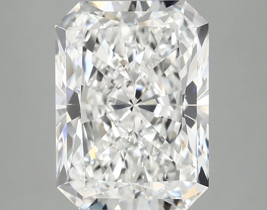4.09 ct. radiant Lab Grown Diamond front image