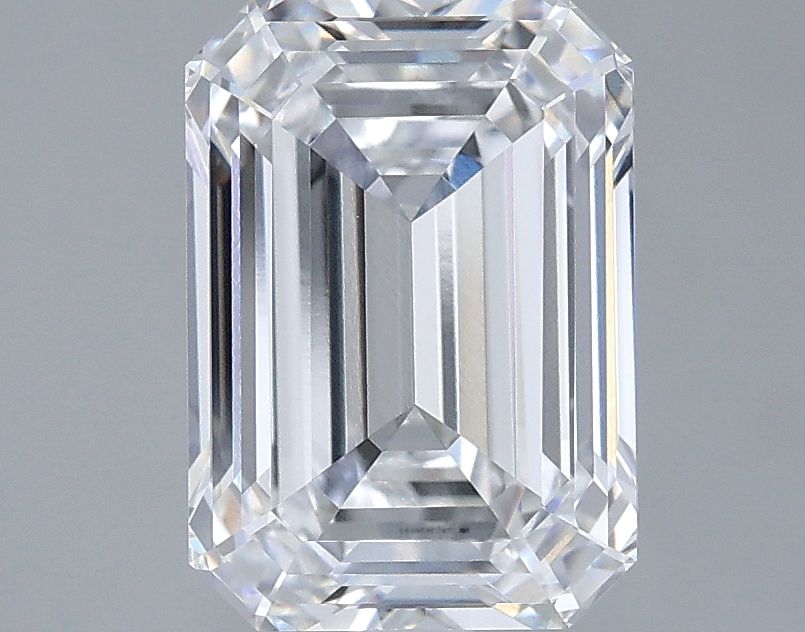 2.88 ct. emerald Lab Grown Diamond front image