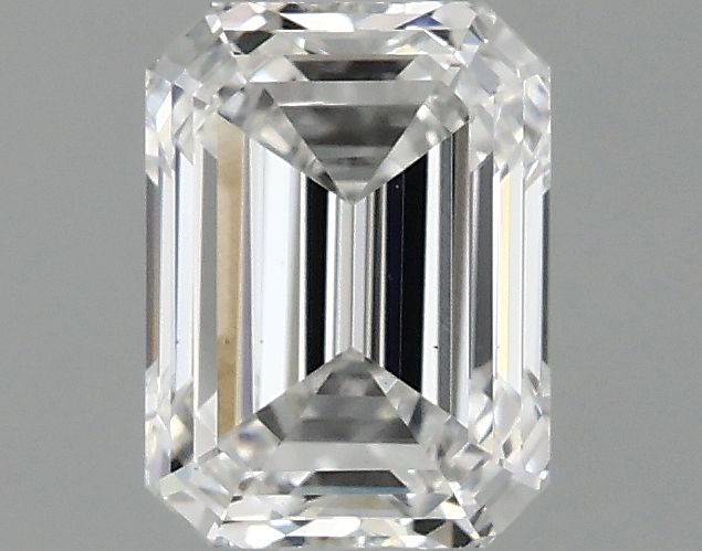1.05 ct. emerald Lab Grown Diamond front image