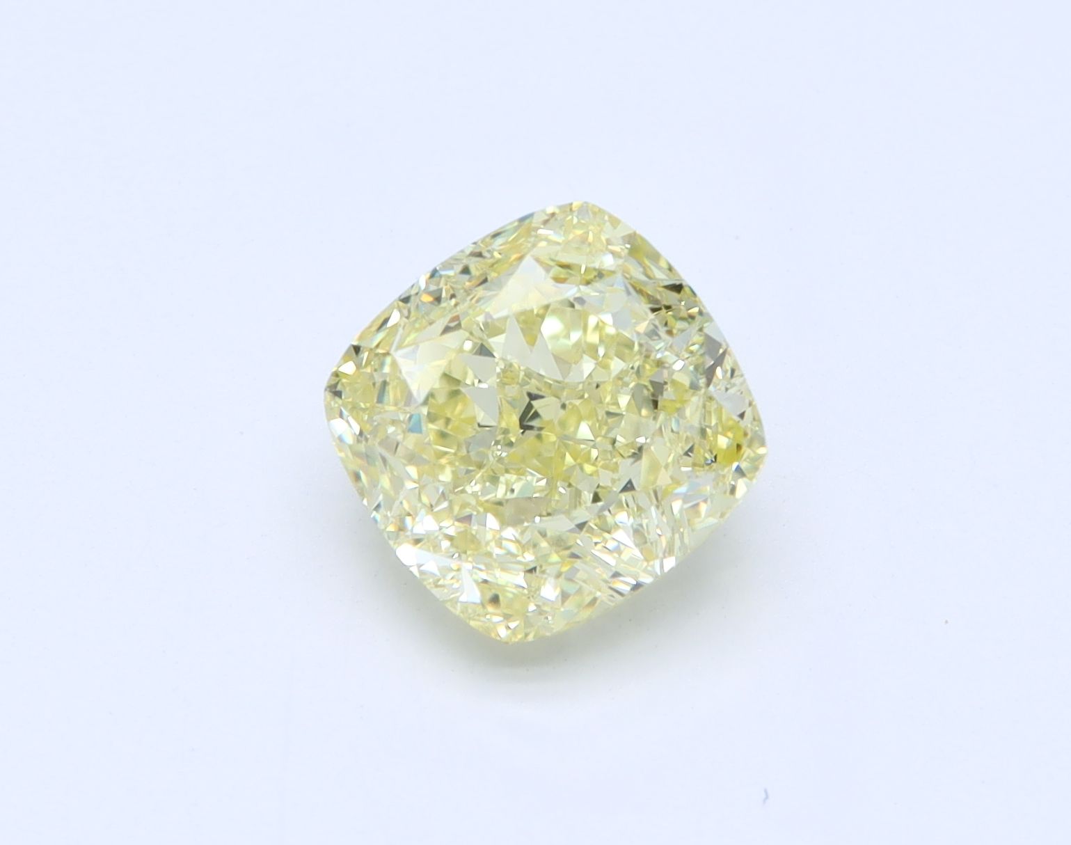 2.01 ct Cushion Modified diamond