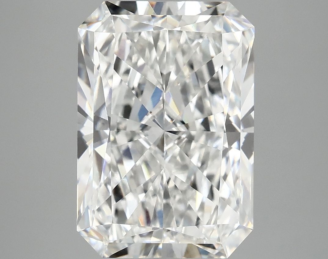 5.07 ct. radiant Lab Grown Diamond front image
