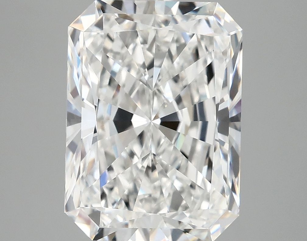 4.99 ct. radiant Lab Grown Diamond front image