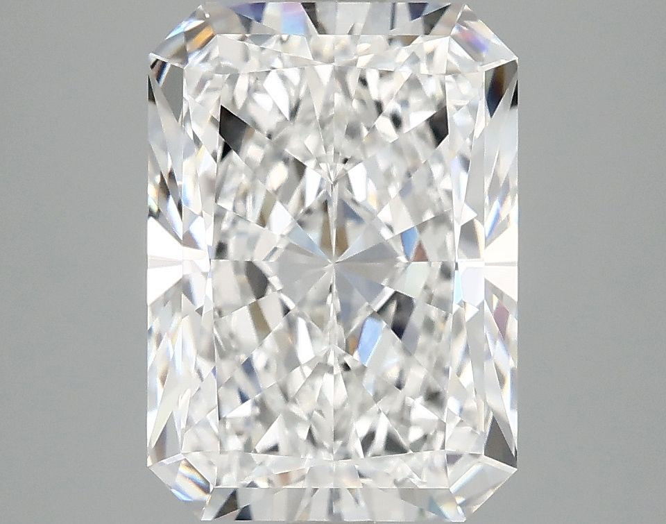 4.05 ct. radiant Lab Grown Diamond front image