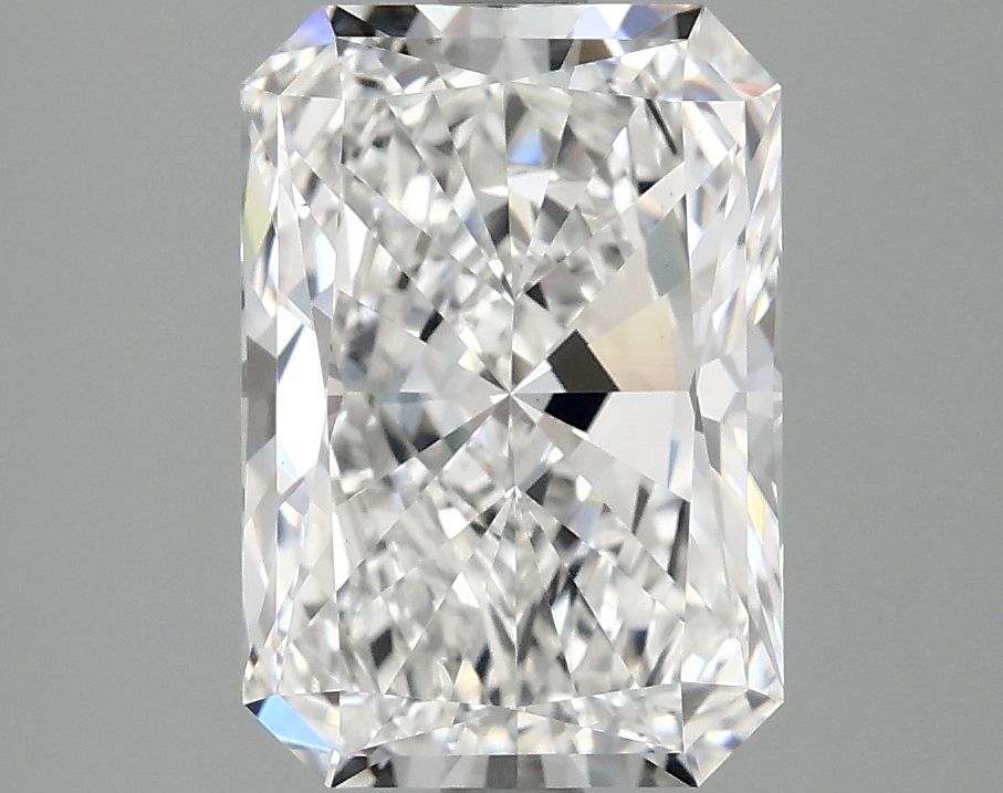 2.97 ct. radiant Lab Grown Diamond front image