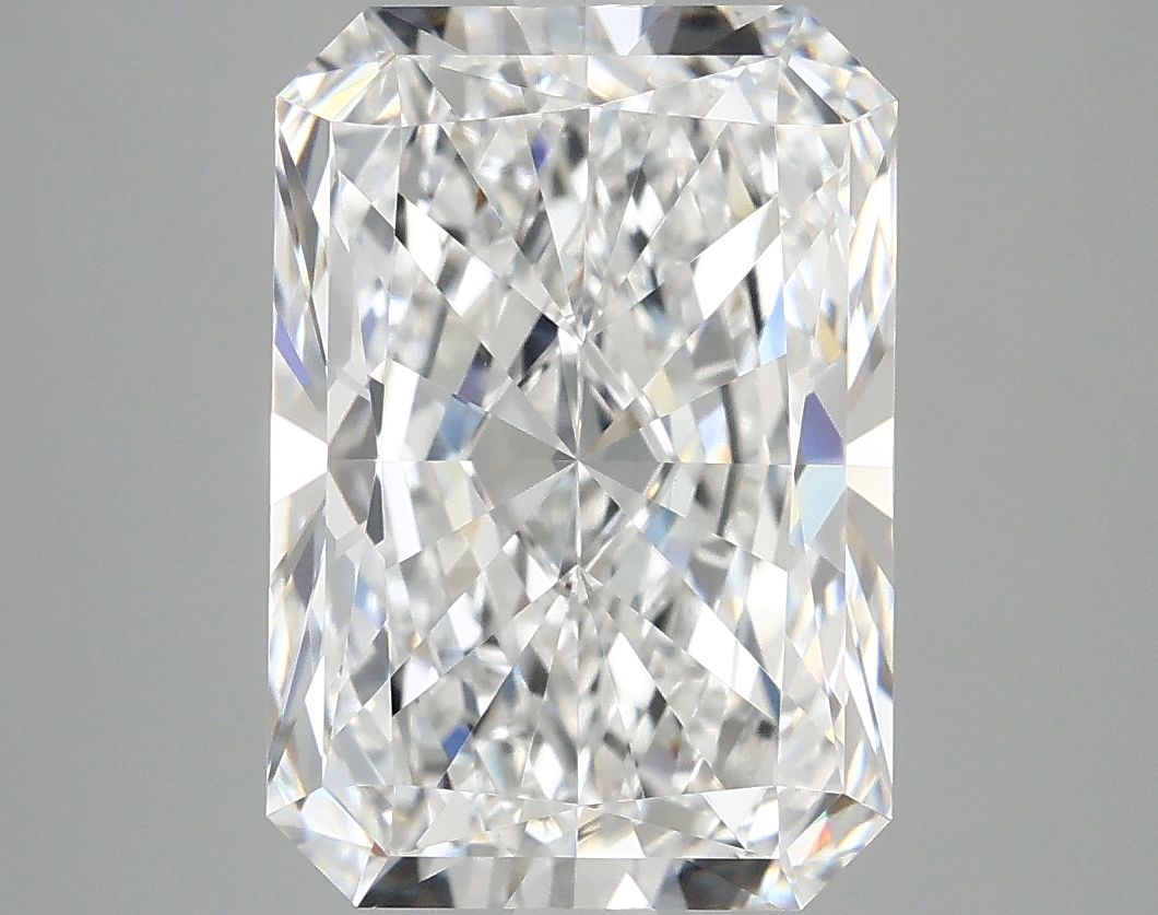5.10 ct. radiant Lab Grown Diamond front image