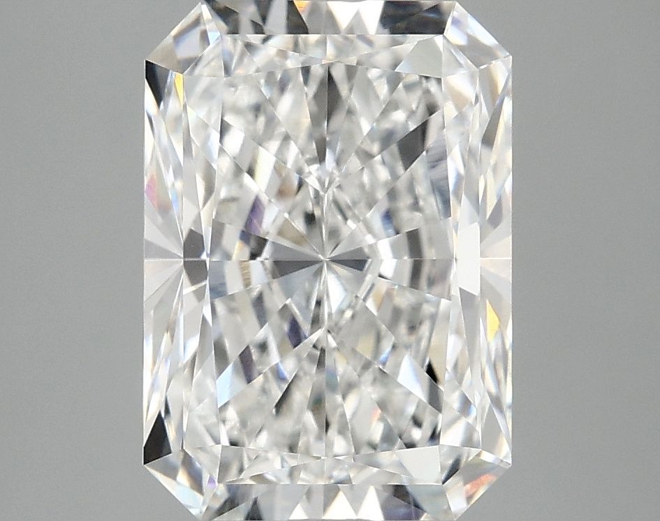 4.05 ct. radiant Lab Grown Diamond front image