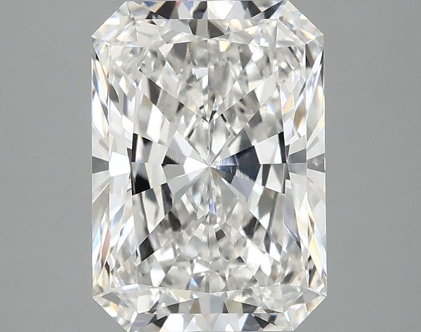 2.59 ct. radiant Lab Grown Diamond front image