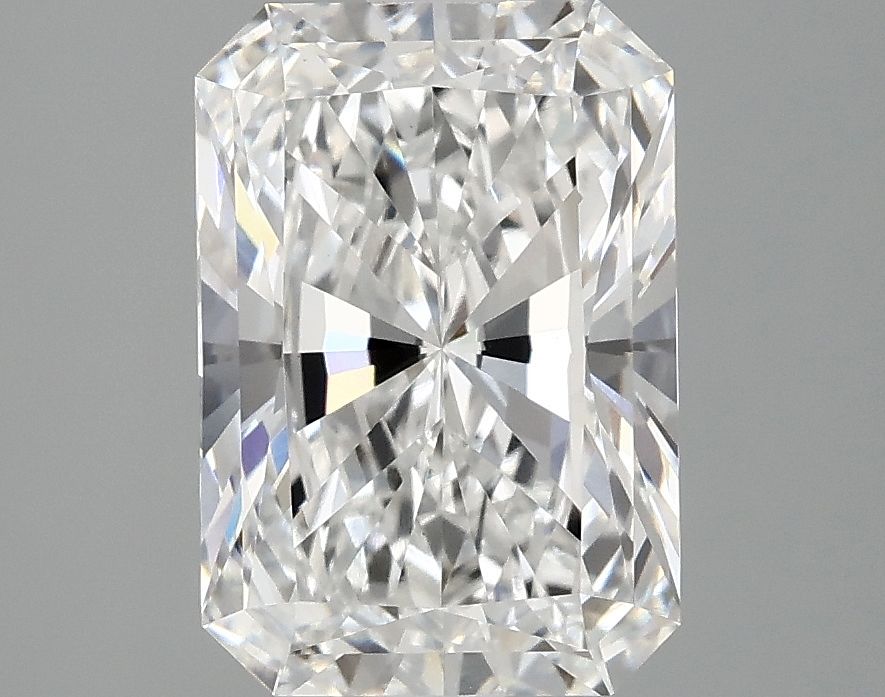 2.92 ct. radiant Lab Grown Diamond front image