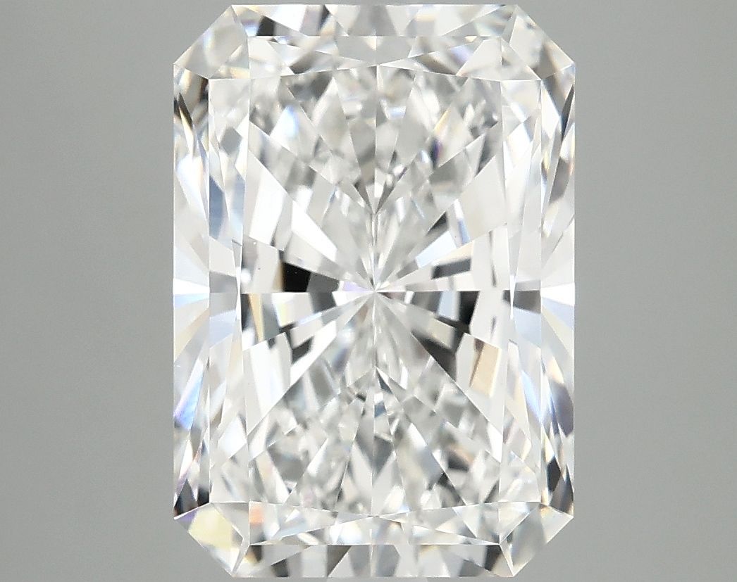 4.84 ct. radiant Lab Grown Diamond front image