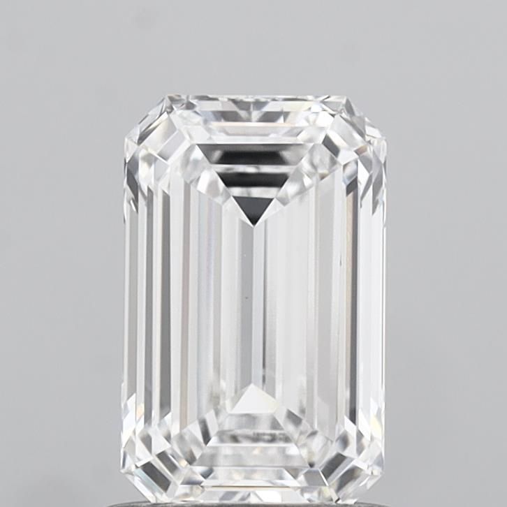 1.04 ct. emerald Lab Grown Diamond front image