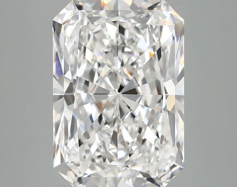 4.10 ct. radiant Lab Grown Diamond front image