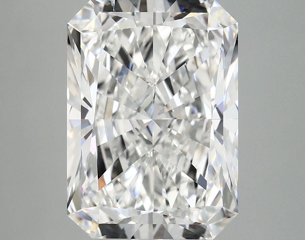 5.03 ct. radiant Lab Grown Diamond front image