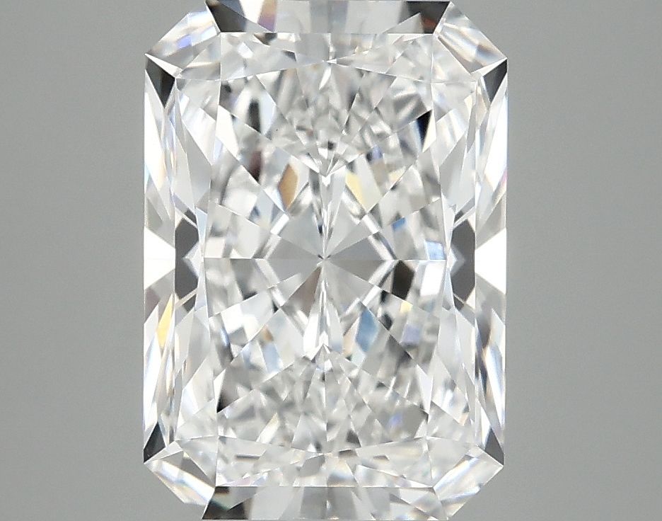 3.88 ct. radiant Lab Grown Diamond front image