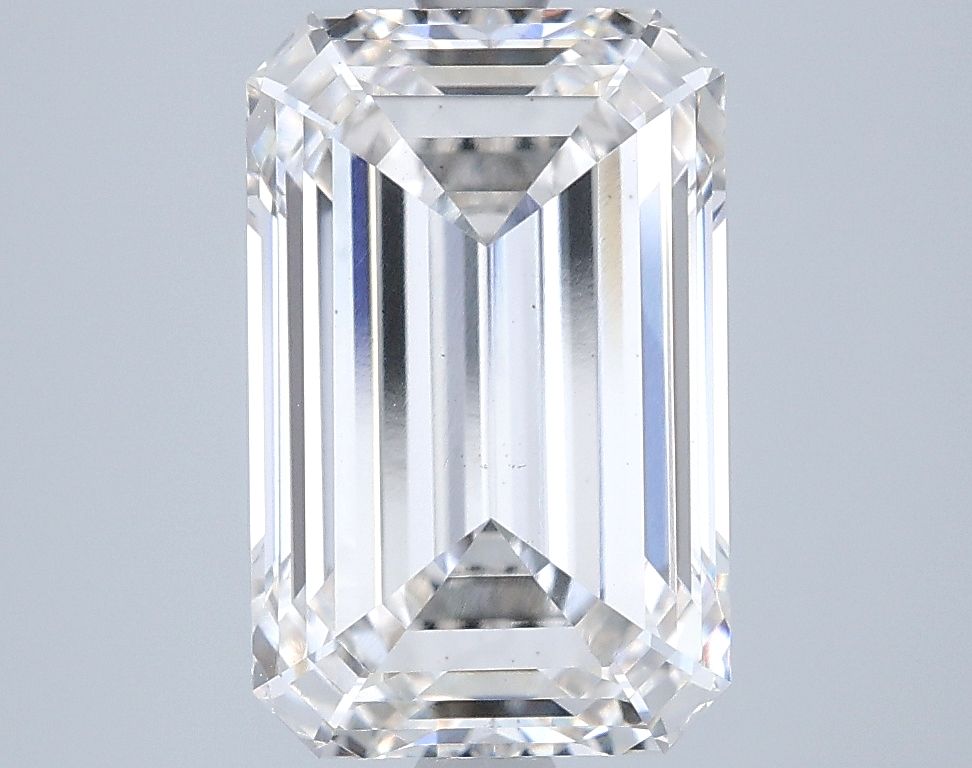 4.05 ct. emerald Lab Grown Diamond front image