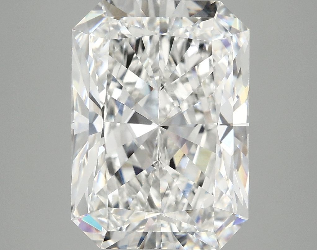 4.96 ct. radiant Lab Grown Diamond front image