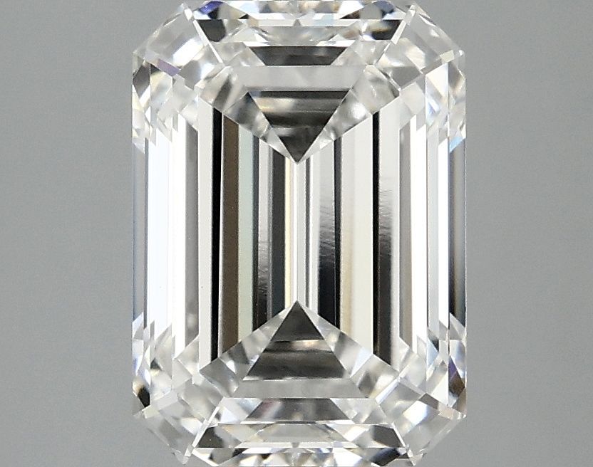 2.92 ct. emerald Lab Grown Diamond front image