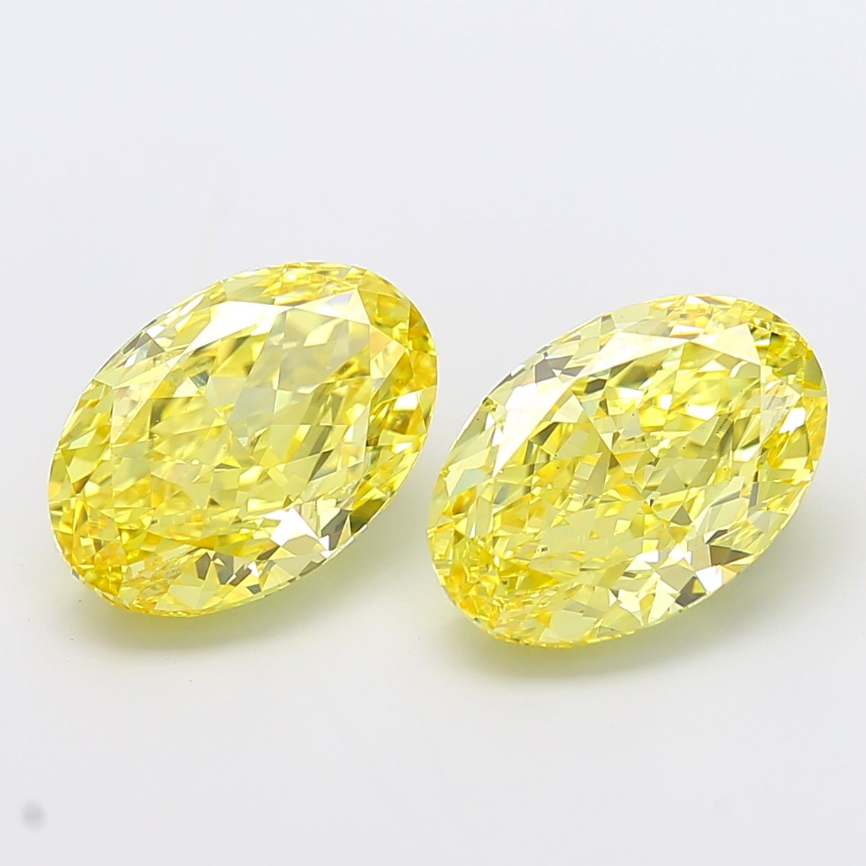 5.06 ct. oval Lab Grown Diamond front image