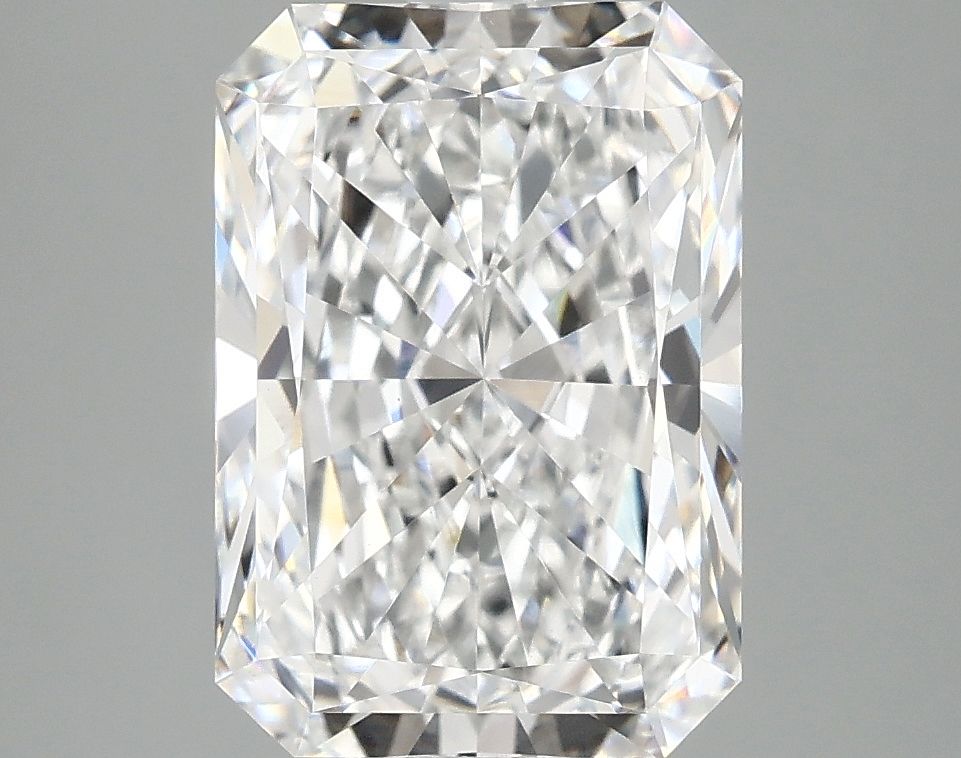 3.98 ct. radiant Lab Grown Diamond front image