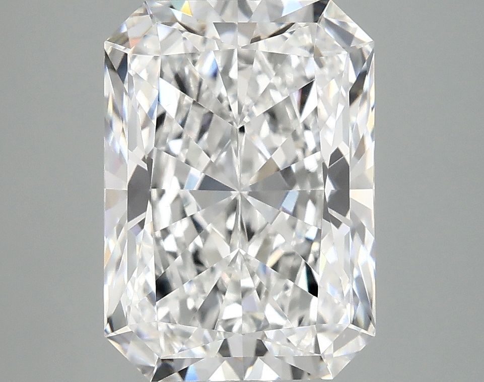 4.05 ct. radiant Lab Grown Diamond front image