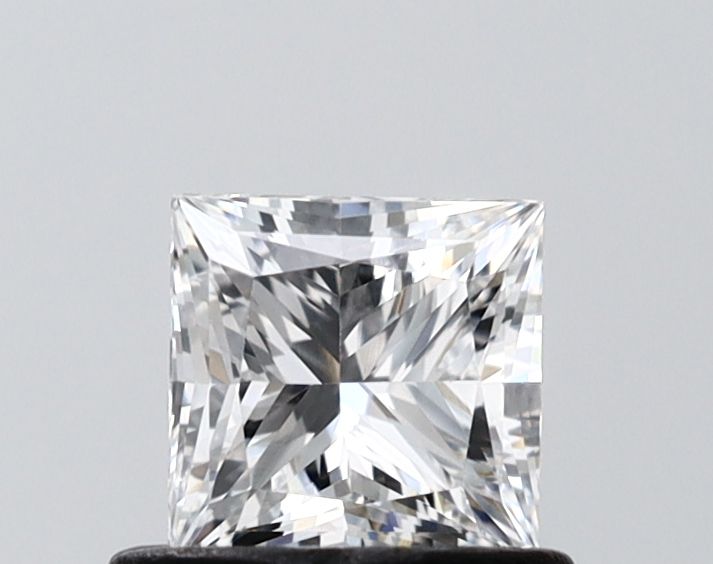 0.70 ct. princess Lab Grown Diamond front image