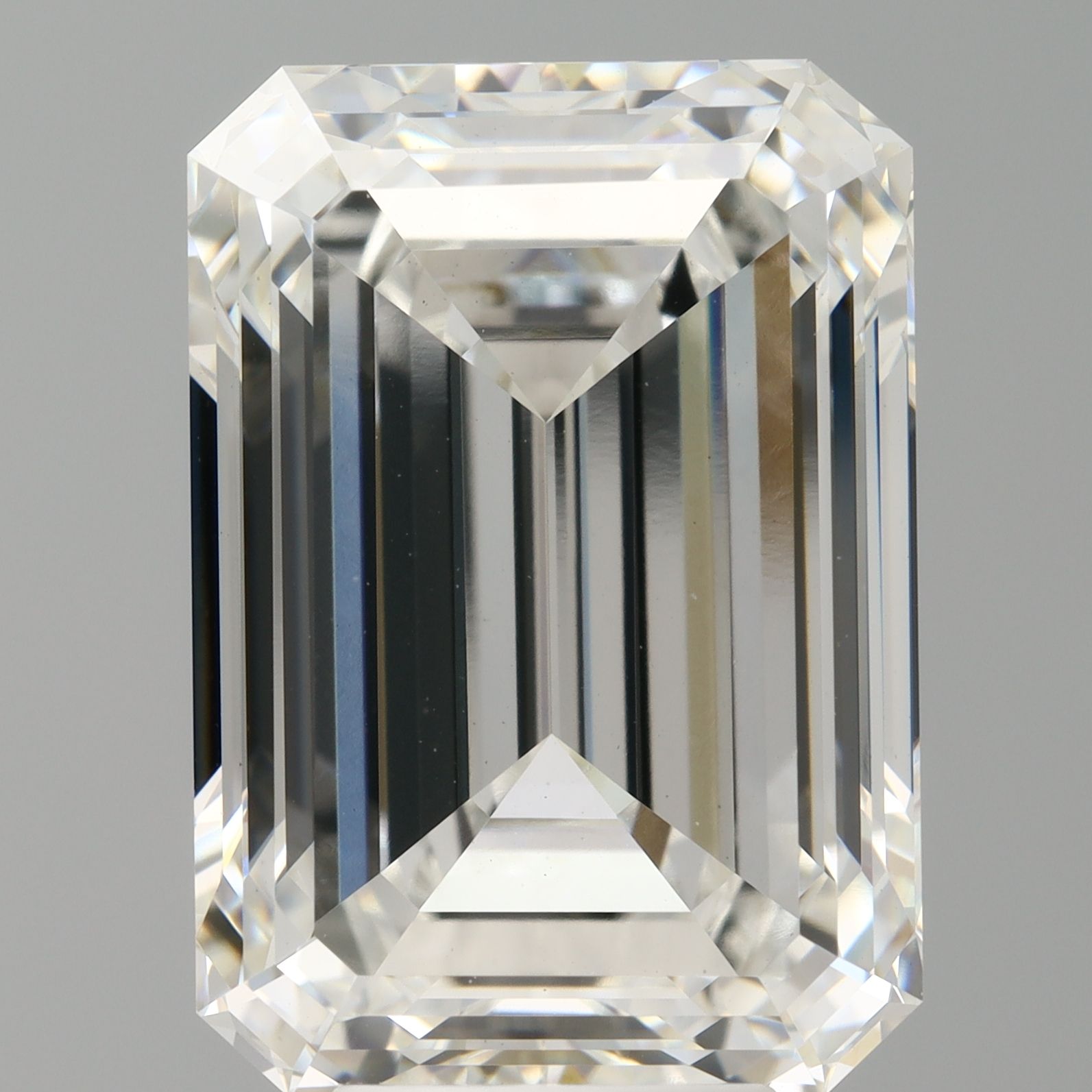 8.06 ct. emerald Lab Grown Diamond front image