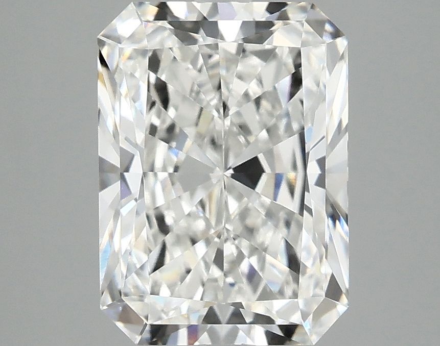 3.09 ct. radiant Lab Grown Diamond front image