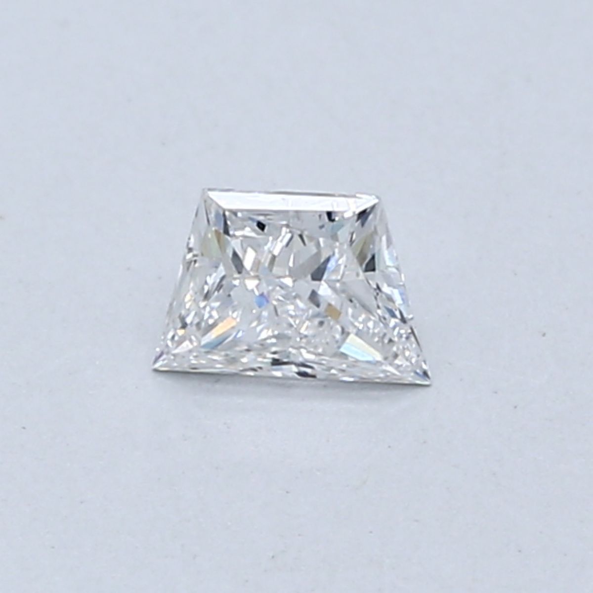 0.32ct Trapezoid G VS1