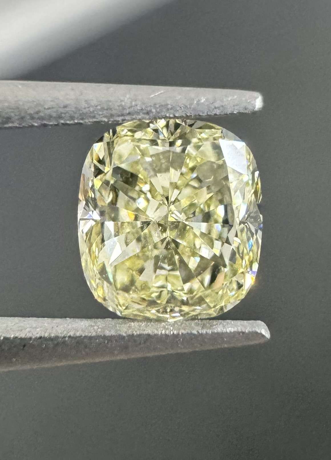 0.54 Carat Cushion modified Diamond Y-Z VVS1