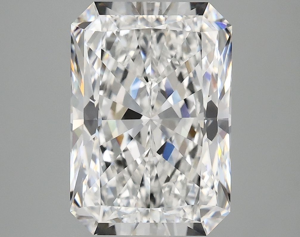 4.09 ct. radiant Lab Grown Diamond front image