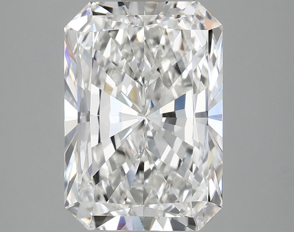3.82 ct. radiant Lab Grown Diamond front image