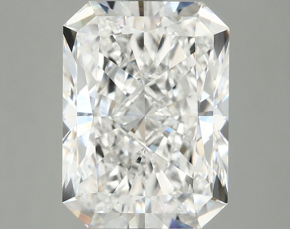 4.74 ct. radiant Lab Grown Diamond front image