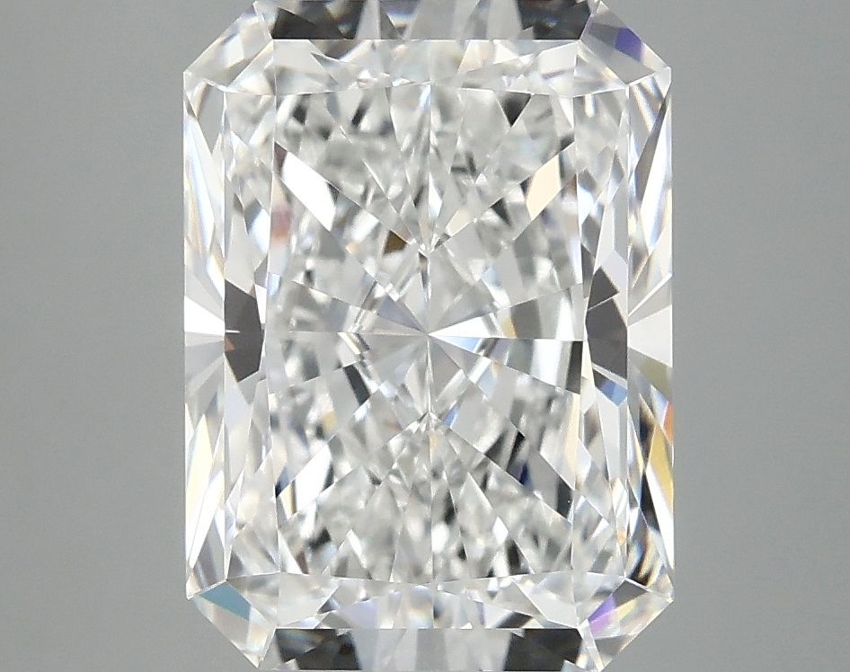4.15 ct. radiant Lab Grown Diamond front image