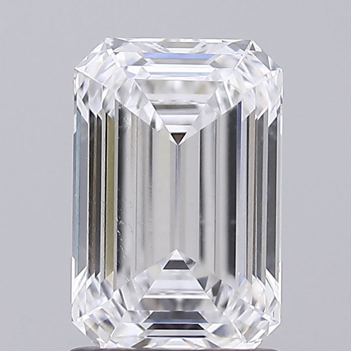 1.52 ct. emerald Lab Grown Diamond front image