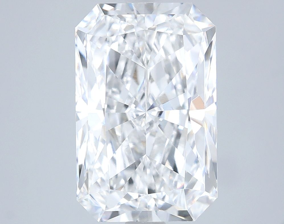4.00 ct. radiant Lab Grown Diamond front image