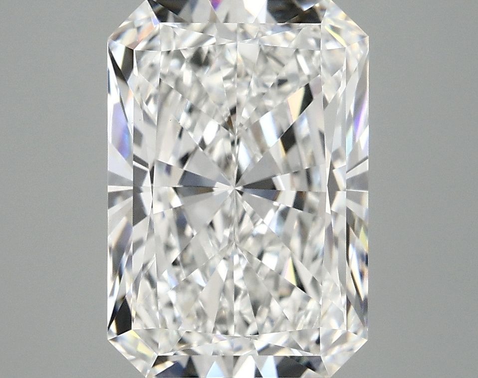3.86 ct. radiant Lab Grown Diamond front image