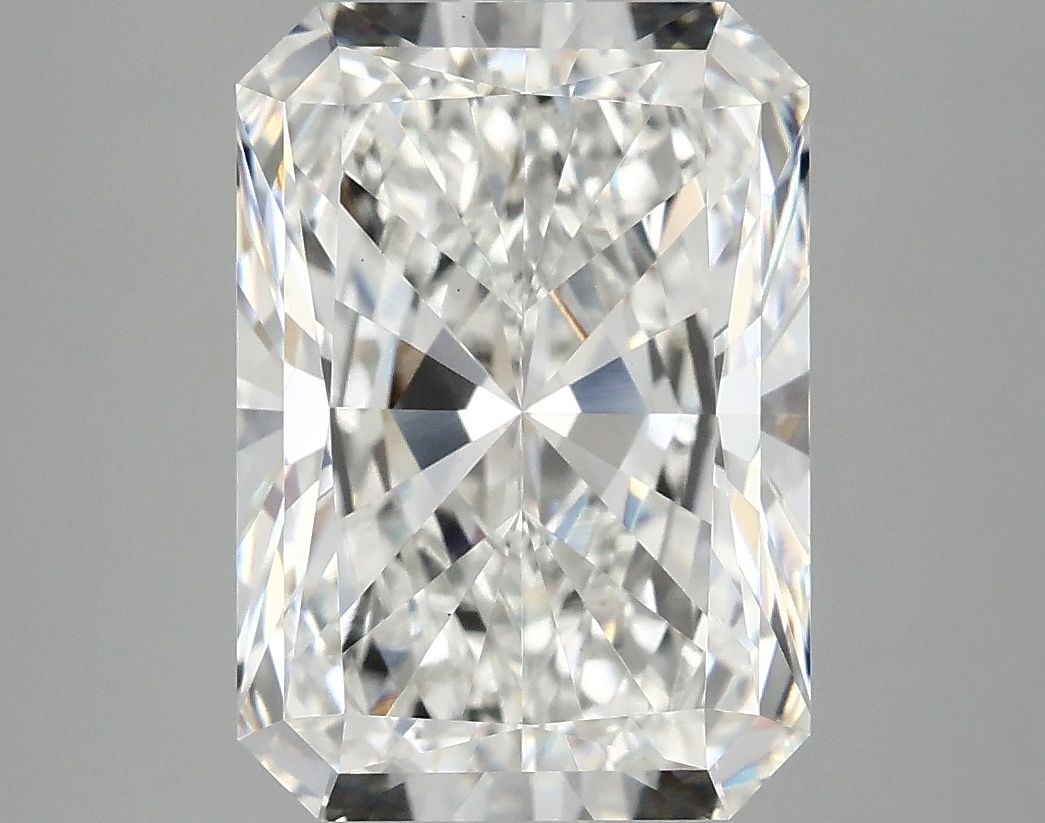 4.94 ct. radiant Lab Grown Diamond front image
