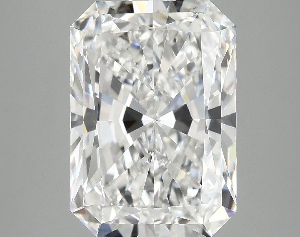 4.18 ct. radiant Lab Grown Diamond front image