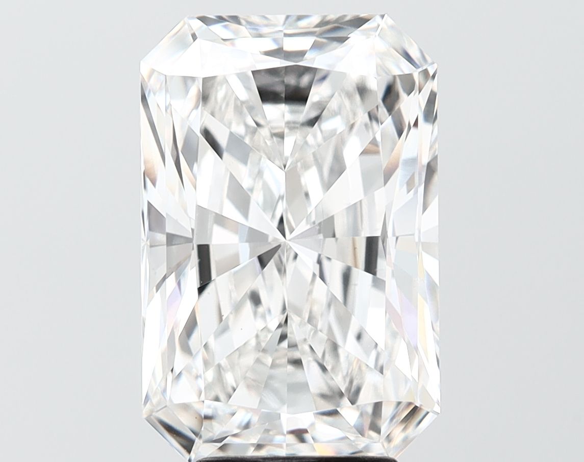 5.03 ct. radiant Lab Grown Diamond front image