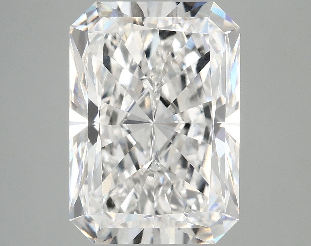 5.07 ct. radiant Lab Grown Diamond front image