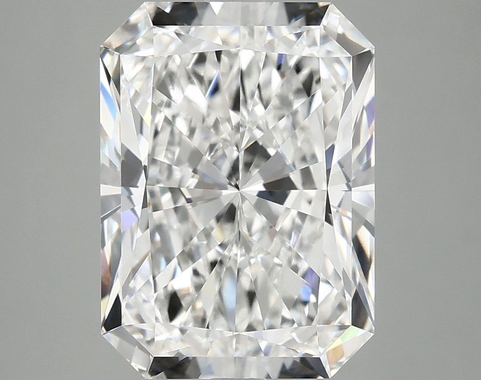 4.36 ct. radiant Lab Grown Diamond front image